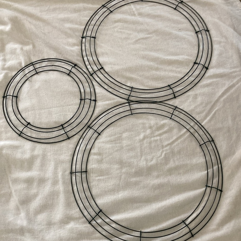 Green Art and Decals Wall Decor with Geometric Wire Frames